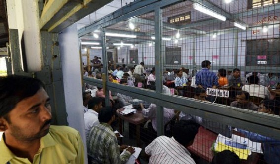 CPI-M leads in Tripura : Early lead of 50000+ votes in both seats at 9.21am