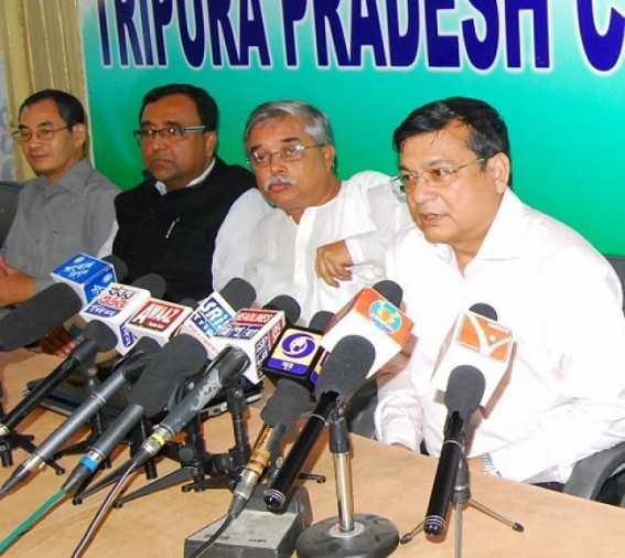 Cong waits for Delhi call