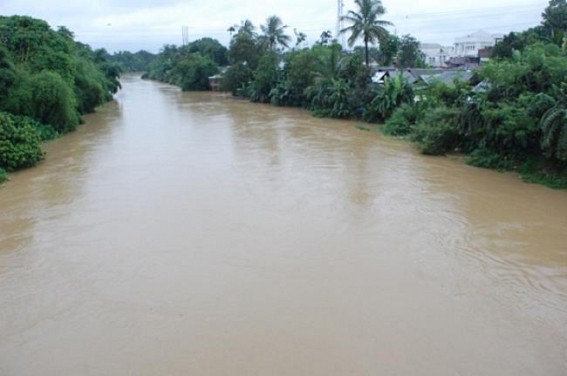 Howrah river pollution worsening day by day