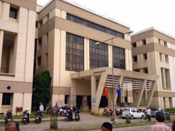 Surprise visit of MCI team in AGMC : uncertainity prevails over MBBS degree