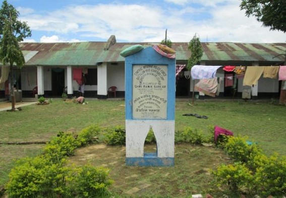 School construction delayed : localites alleged negligence of authorities