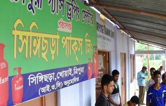 Seven LPG cylinders are robbed from Khowai gas agency