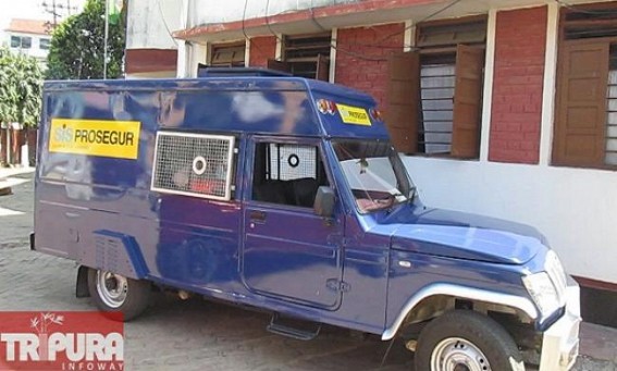 Rs 13 lakh robbery from SIS-Prosegur van at Udaipur; IG & DIG rushed to Udaipur; Four persons are under interrogation; No arrest officially