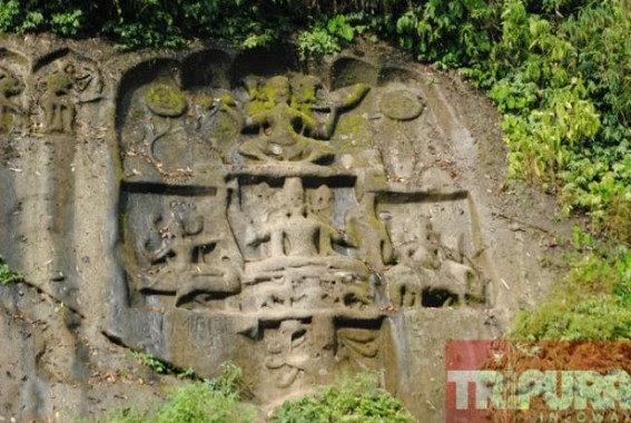 Negligence hits the splendour of century old crafted carving of Chabimura 