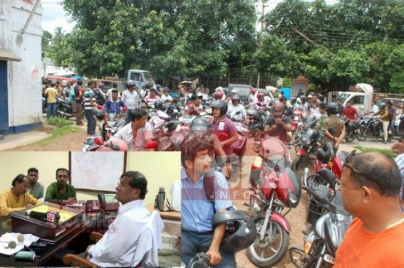 Tripura Transport Minister again puts blame on Central Govt. for NH-44's pathetic condition : '300 goods loaded truck along with petrol tankers to arrive on Saturday', Minister Manik Dey held press meet