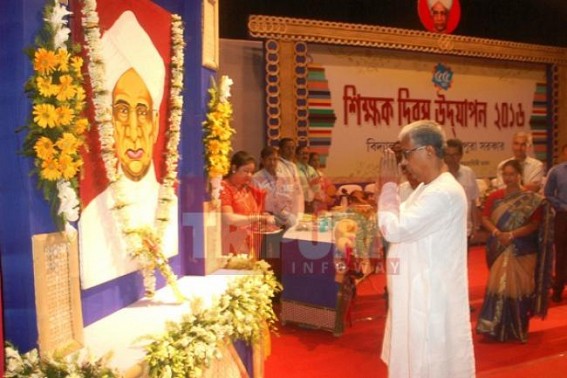 Amidst poor infrastructure CM asked Tripura Teachers to increase studentsâ€™ interest for school on 55th Teacherâ€™s Day