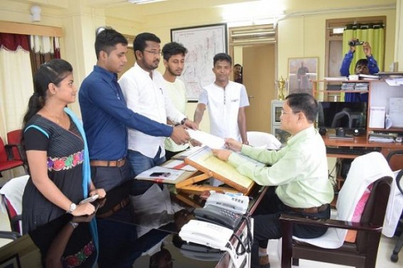 NSUI place deputation to Education Director