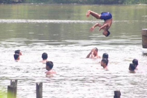  Summer waves hit normal lives in Tripura