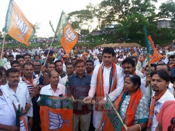 2000 voters join BJP