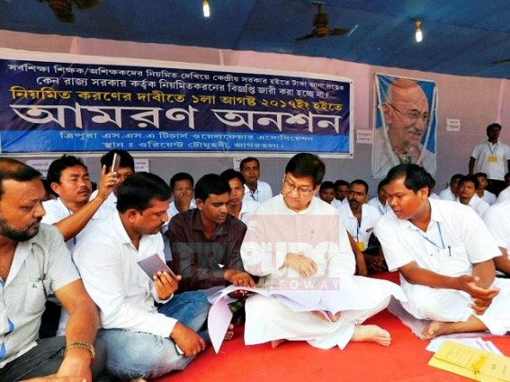 Birjit meets Hunger Strikers Birjit meets Hunger Strikers