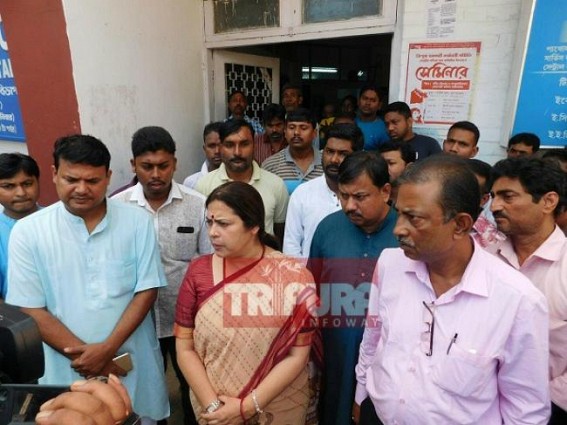 Bishalgarh violence : MP Meenakshi Lekhi visits GB hospital, meets injured BJP activists, slams 'Anarchy' of CPI-M Govt