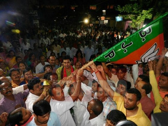 BJP conducts joining programme at Dasami Ghat with major success BJP conducts joining programme at Dasami Ghat with major success