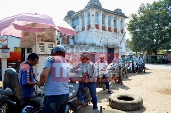 CPI-M Govt's apathy fuels fresh Petrol crisis Statewide: hundreds of vehicles queuing up before Tripura petrol-pumps; dealers say, â€˜Itâ€™s Holi-effectâ€™, Civil Supplies babus in slumber
