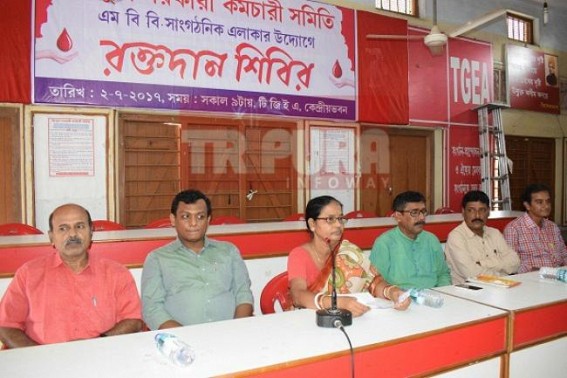 Left front backed TGEA conducts blood donation camp Left front backed TGEA conducts blood donation camp