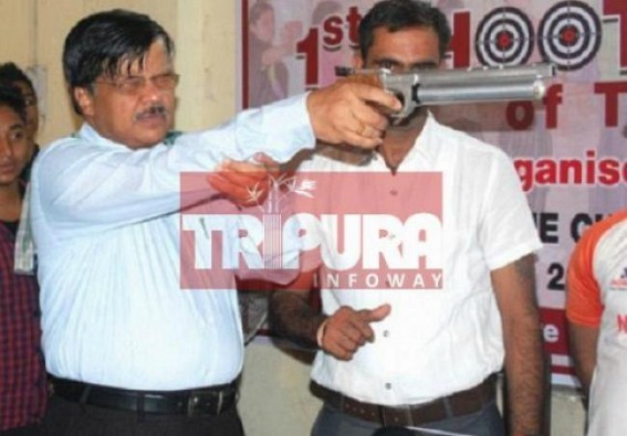 Panda evicted from Tripura by barrage of CM's 'Rotten Andaa'