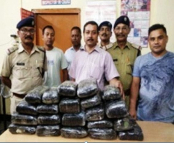 Rs 6.27 lakhs Ganja seized by RPF Rs 6.27 lakhs Ganja seized by RPF