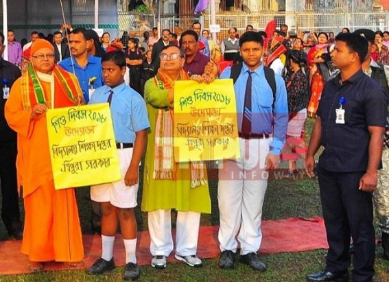 Education Minister calls for child-beggar, street-child 'free' society on Children's Day