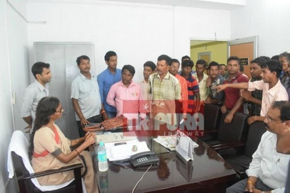 AMCâ€™s mandays workers demand regularization 