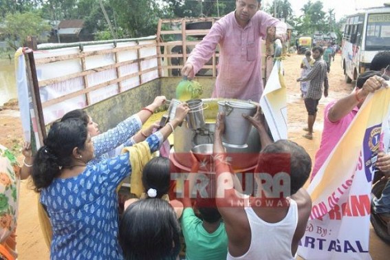 Social organization comes forward to help flood victims