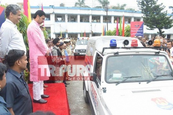 â€˜Mobile vans to decrease policeâ€™s response time, will ensure Quick Responseâ€™ : Chief Secretary