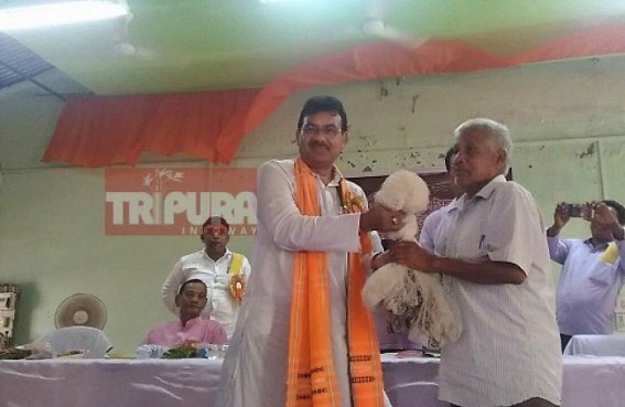 150 fishermen given free fishing nets 150 fishermen given free fishing nets