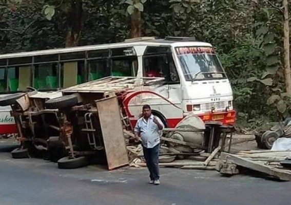 Bus-Bolero collision injured many, 1 died 