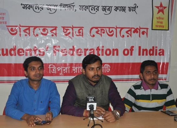SFIâ€™s bookstall attack was BJP & corrupt mediaâ€™s joint attempt to mark SFI as Anti-National