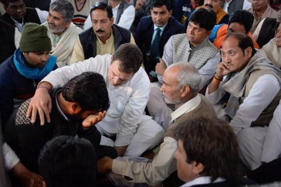 Rahul meets families of those martyred in J&K Rahul meets families of those martyred in J&K