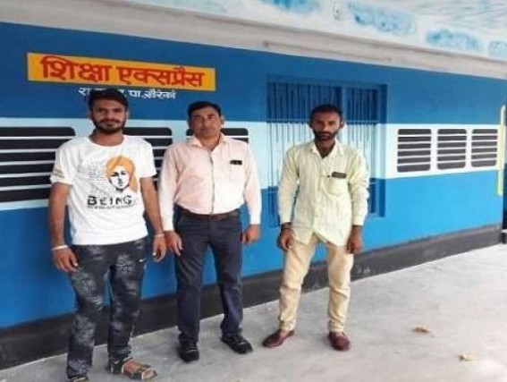 Voters board Shiksha Express in Bihar to exercise franchise Voters board Shiksha Express in Bihar to exercise franchise