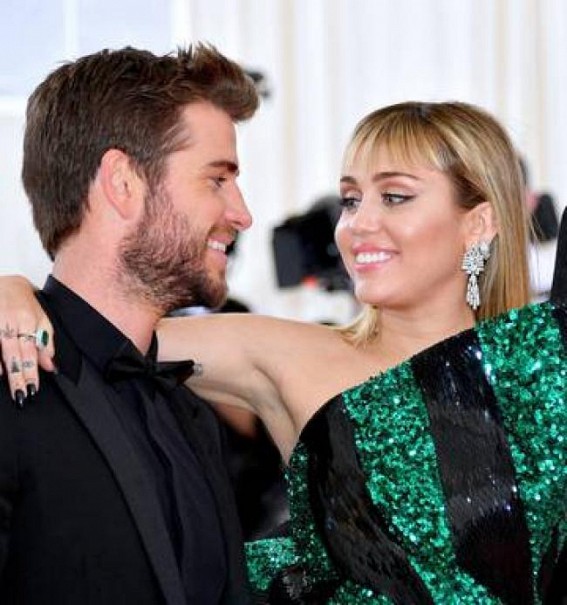 Miley 'devastated' after Liam files for divorce