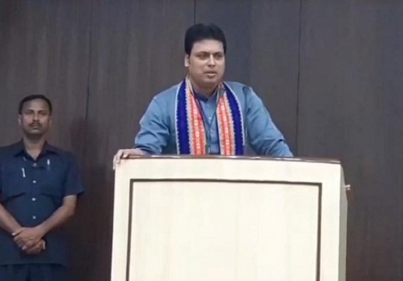 Tripura CM pushes officials to work with â€˜dedicationâ€™  