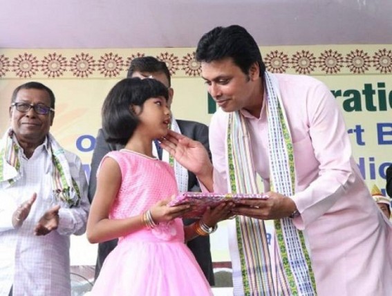 Tripura CM backs Shah's 'one nation, one language' call