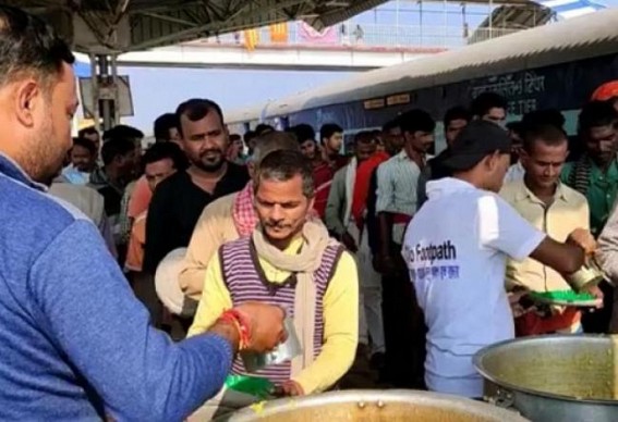 Passengers stuck in Rail stations, Local NGOs have provided food 