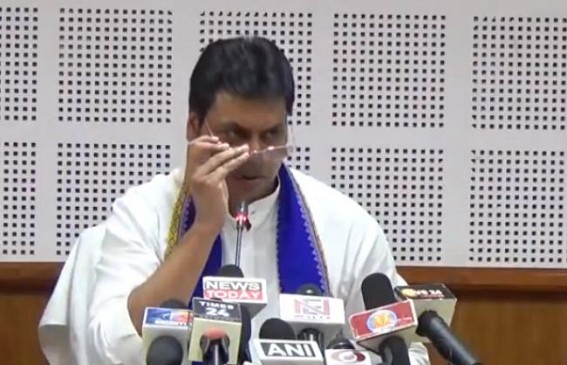 Tripura CM keeps 'watch' on Govt employees’ activities till night 3 O’Clock Tripura CM keeps 'watch' on Govt employees’ activities till night 3 O’Clock