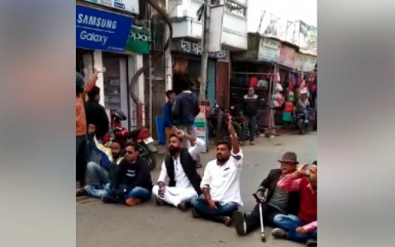 Bhaktsâ€™ fat brains raised â€˜We support CAAâ€™ slogan against CPI-Mâ€™s rally, which was organized in a totally different issue, 50 CPI-M agitators injured in stone pelting