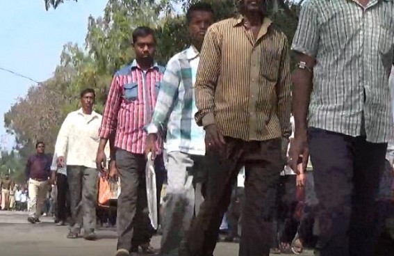 De-sheltered Udbastu families protested demanding rehabilitation