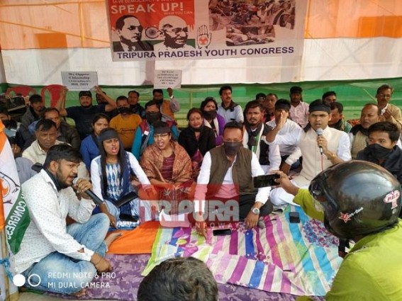 NSUI staged protest against Policeâ€™s barbaric attacks on Jamia Millia Islamia students during Anti-CAA protests