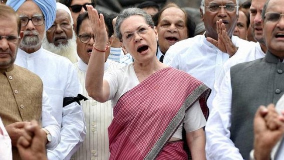 Cong flays Modi, BJP for 'abuse or shoot' campaign