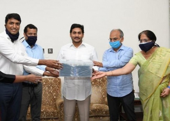 Andhra's 16 cr masks programme helping women earn Rs 500 a day