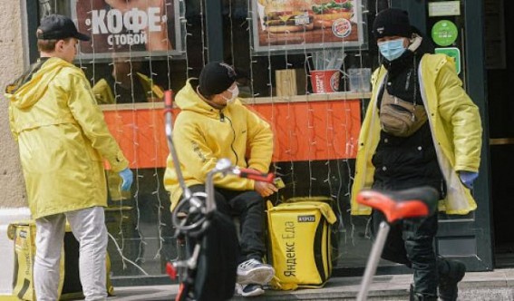 Russia registers new single-day record of 10,633 COVID-19 cases