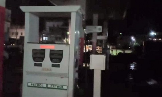 Customers shocked after discovering â€˜Waterâ€™ instead of â€˜Petrolâ€™ in their bikes, cars : Petrol Pump owner blamed Rain led Water-Logging in Agartala City