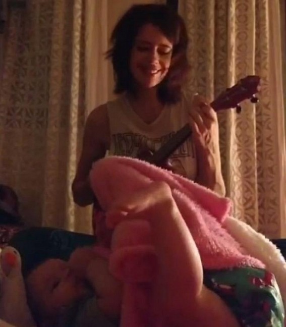 Kalki sings Tamil lullaby for daughter Sappho