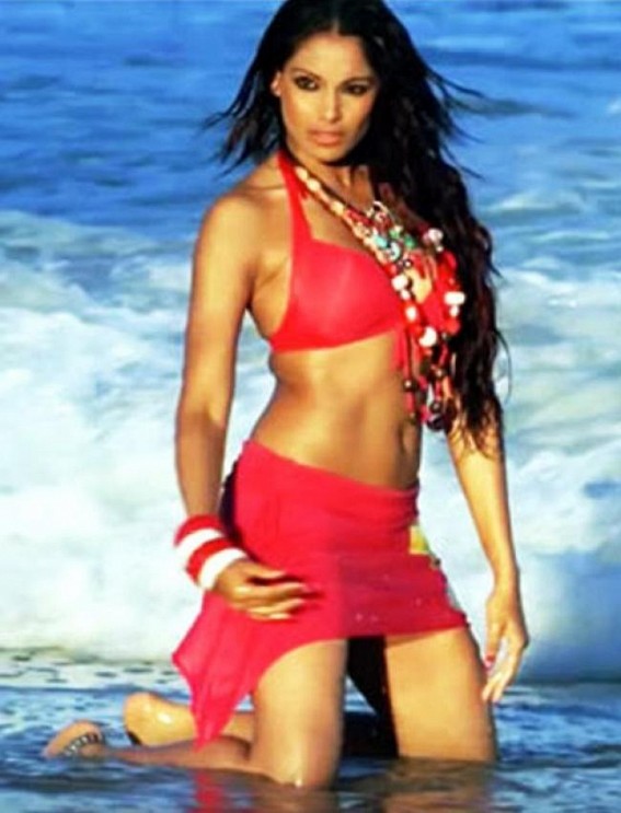 Bipasha Basu: 'Corporate' was 'a memorable and learning experience' Bipasha Basu: 'Corporate' was 'a memorable and learning experience'