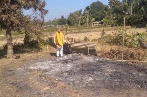 Disgruntled BJP workers burn BJPâ€™s Killa Party office after Ramapada Jamatiaâ€™s JUMLA Politics, support for CAA