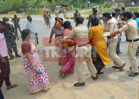 â€˜Can the agitators guarantee that none of them have COVID ?â€™, SDM slammed Mob-Gathering  