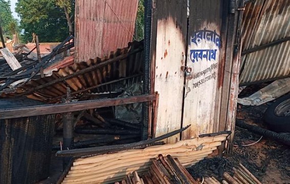 Sabotage fire burnt 4 shops including a car near Bankar Bazar, Belonia