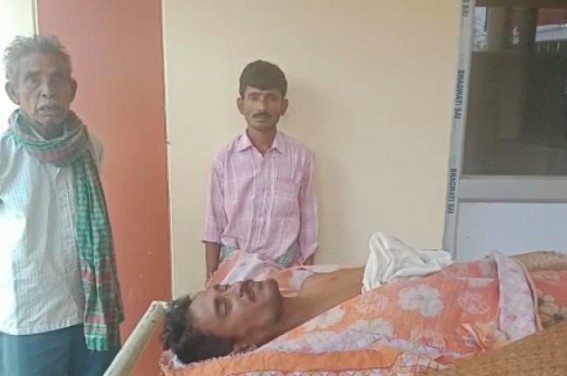 Hanging body of a man recovered from a tree 