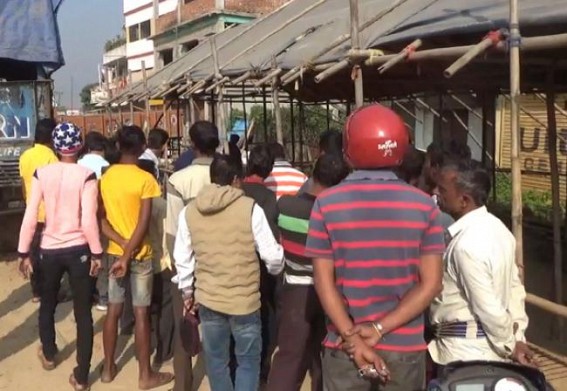 Car Driver’s hanging Dead Body found in Border Gol Chakkar area