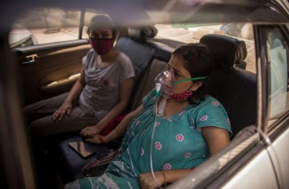 Patients helpless in Delhi amid rising Covid cases