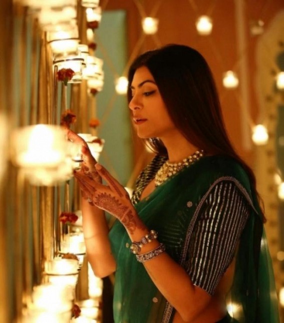 'Aarya' turns one: Sushmita Sen posts a 'thank you' note